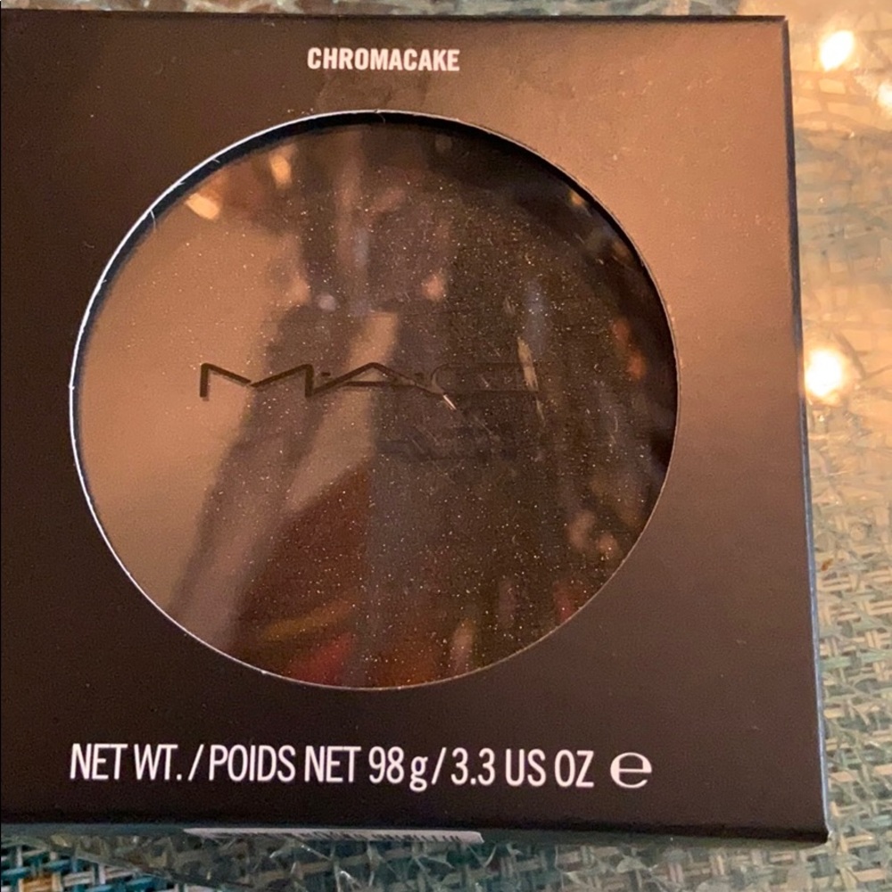 MAC Chromacake